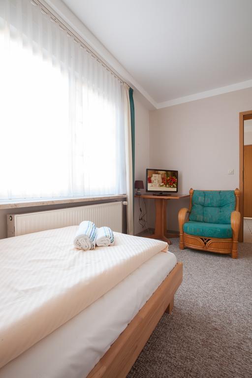 Hotel -Winterfelder Hof Apenburg-Winterfeld Zimmer foto